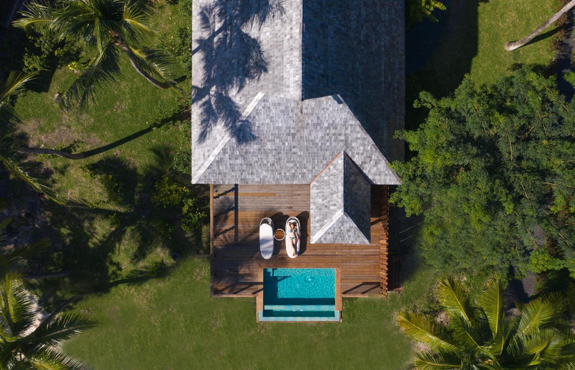 Conrad Bora Bora Nui Hotel Exterior photo