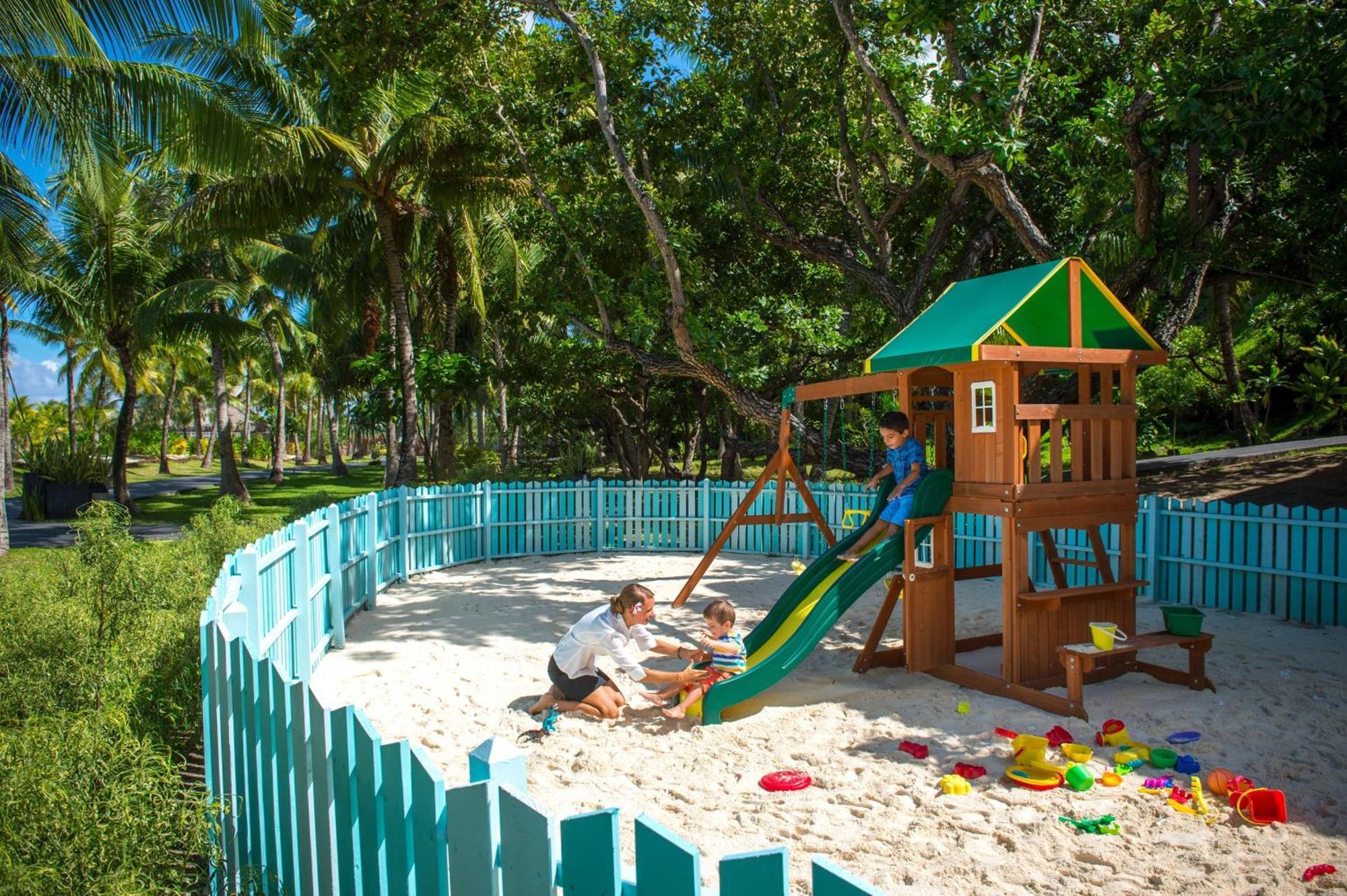 Conrad Bora Bora Nui Hotel Exterior photo