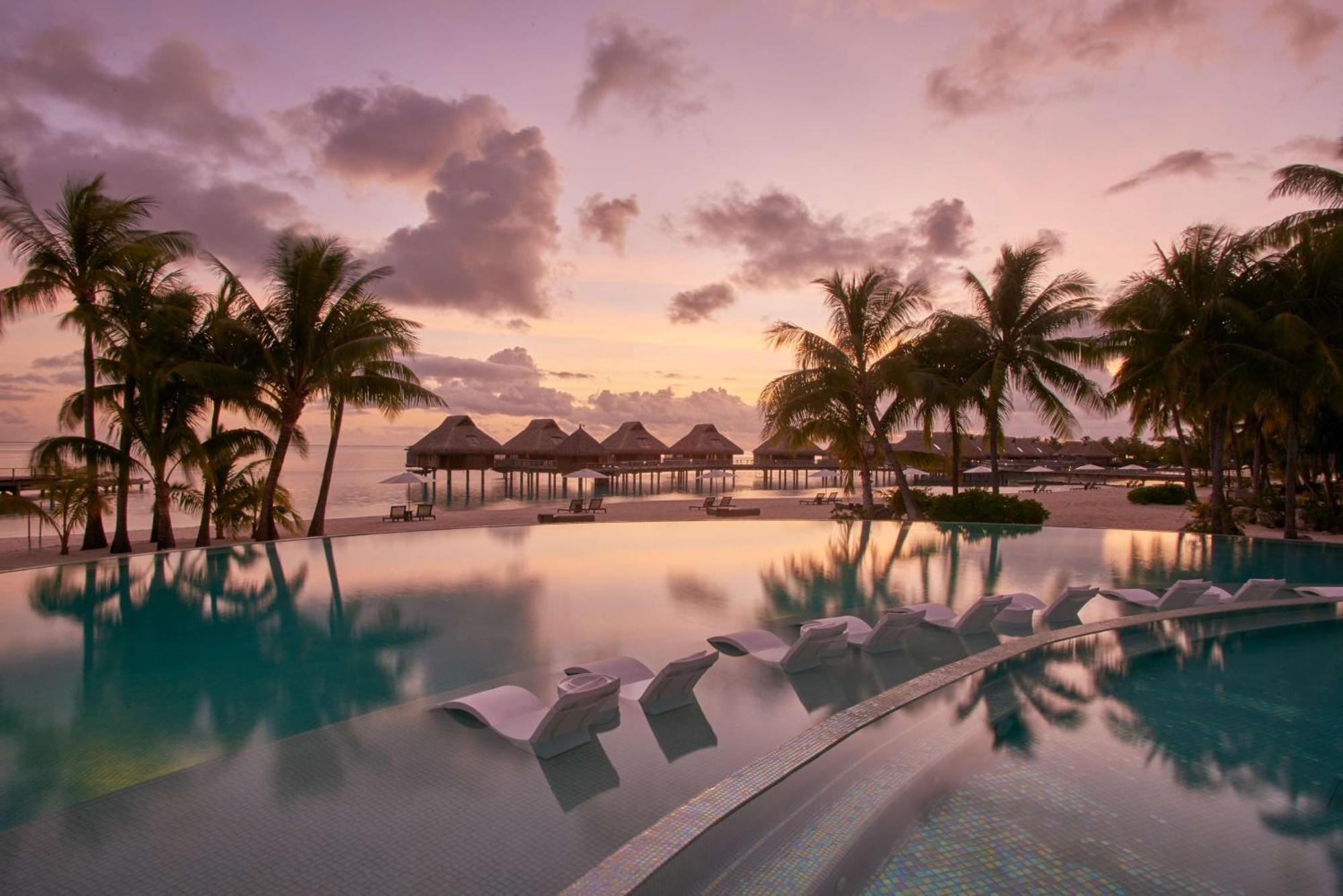 Conrad Bora Bora Nui Hotel Exterior photo